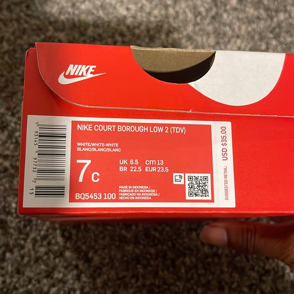 COPY - Nike shoes